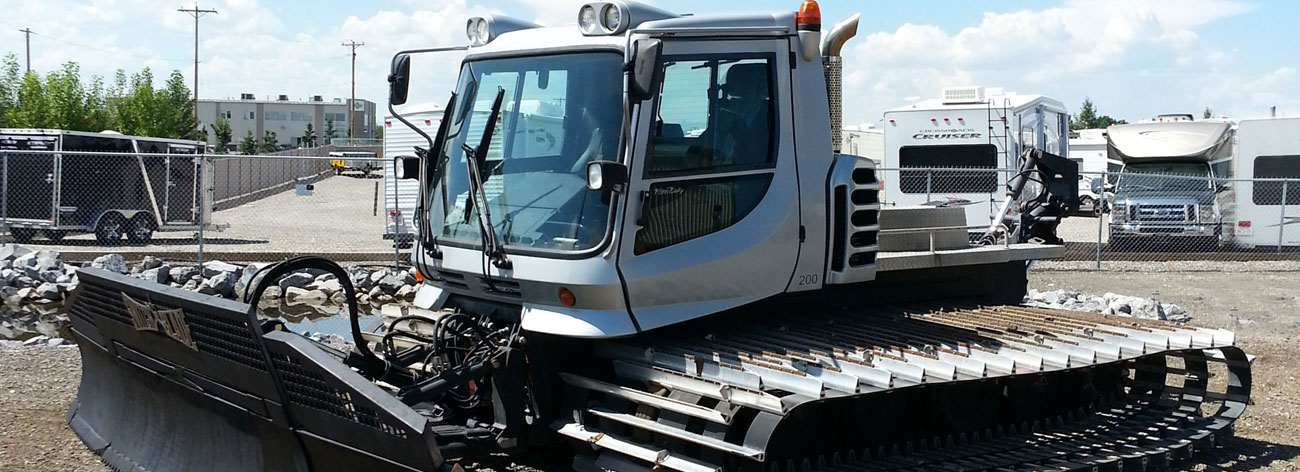 Our licenced mechanics do great work on all our snowcat equipment