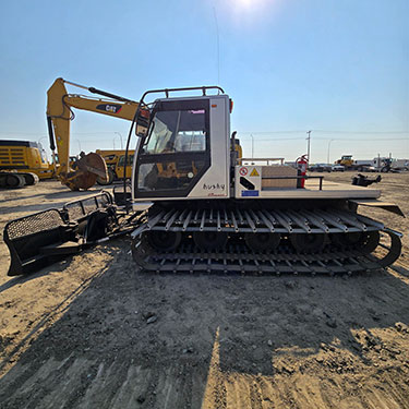 Image 2 - 2010 Prinoth Husky SN127 snow cat