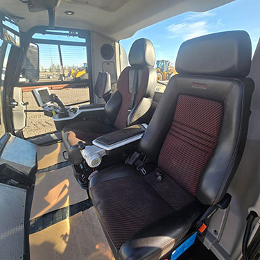 Image 3 - 2017 Prinoth Bison snow grooming machine