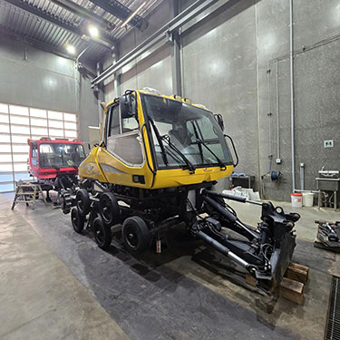 Image 2 BR350 Prinoth SN148 snow grooming machine