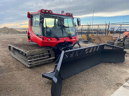 Image 1 Pisten Bully 400 snow grooming machine